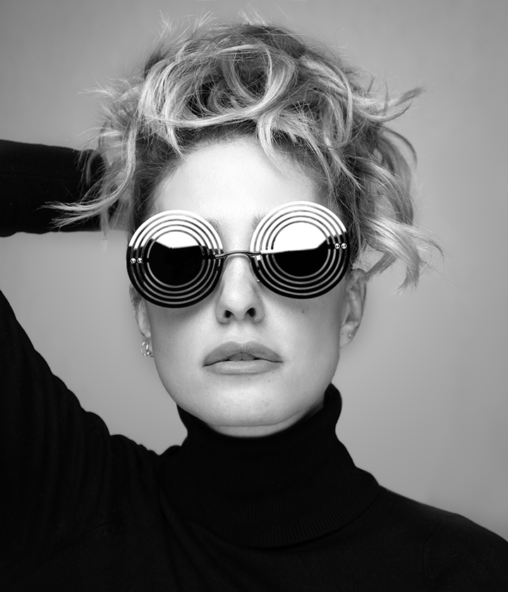 Soroor Raeesy Graphic designer